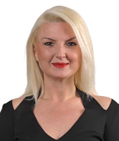 Ebru Yarbaş (Sekreter)