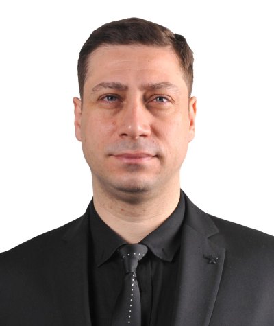 Gökhan Güçlü (Grafik Tasarımcı)
