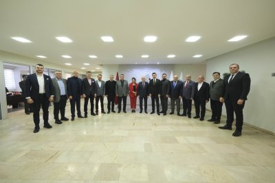 İYİ PARTİ BÜYÜKŞEHİR BELEDİYE BAŞKAN ADAYI AYDIN ETO’YU ZİYARET ETTİ