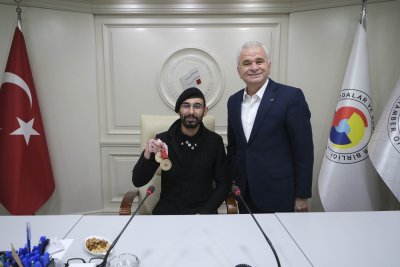 ETO BAŞKANI GÜLER ÖZEL GEREKSİNİMLİ ÖĞRENCİLERİ KONUK ETTİ