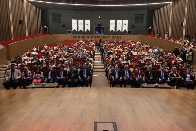 E-TİCARETİN VE E-İHRACATIN BAŞARILI İSİMLERİ VEHBİ KOÇ KONGRE MERKEZİNDE BULUŞTU