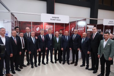 EFKM’DE MESLEKİ VE TEKNİK EĞİTİM, İSTİHDAM FUARI HEYECANI