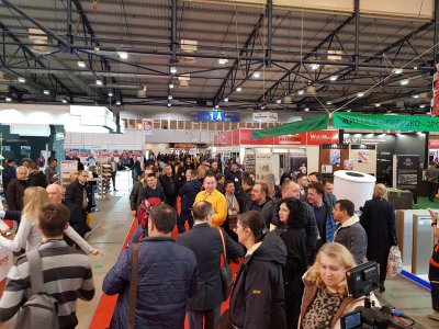 ETO ÜYELERİ KİEV'DE YAPI VE İNŞAAT FUARINA KATILDILAR