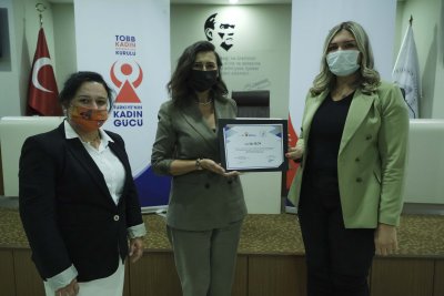 KADIN GİRİŞİMCİLER KURULUNDAN KOOPERATİFLERE EĞİTİM