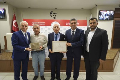 MUSTAFA ÇEKİÇ’İN ADI ETO MECLİS SALONUNDA YAŞAYACAK