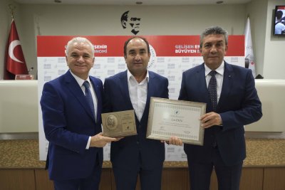 MUSTAFA ÇEKİÇ’İN ADI ETO MECLİS SALONUNDA YAŞAYACAK