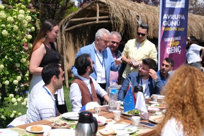 GENÇLER AVRUPA GÜNÜNÜ ETKİNLİKLERLE KUTLADI