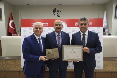 MUSTAFA ÇEKİÇ’İN ADI ETO MECLİS SALONUNDA YAŞAYACAK