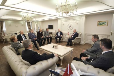 ETO ÜYELERİNİN VERGİ TALEPLERİ GELİR İDARESİ BAŞKANI BAYRAKDAR’A İLETİLDİ