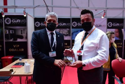 FUARDA STANT AÇAN ESKİŞEHİRLİ FİRMALARA TEŞEKKÜR PLAKETİ