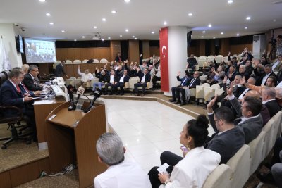 FAİZ İNDİRİMİ TİCARİ KREDİLERE DE YANSITILMALI