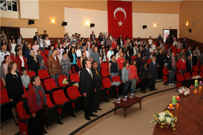 Başkan Karacan, mezunu olduğu Cengiz Topel İlköğretim Okulu’nda