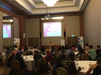 AB, Dil Çeşitliliğini Öğrencilerle Tartıştı