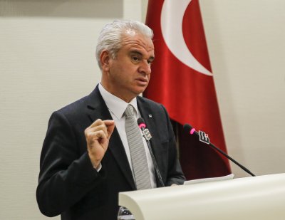 ESKİŞEHİR’DE YURTİÇİ UÇAK SEFERLERİ BAŞLAMALI