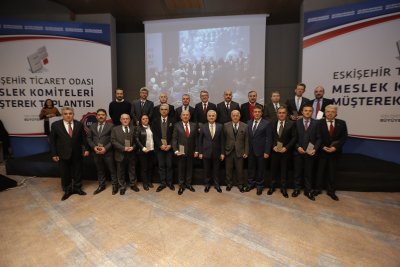 FUAR KONGRE MERKEZİNE EMEĞİ GEÇENLERE TEŞEKKÜR PLAKETİ