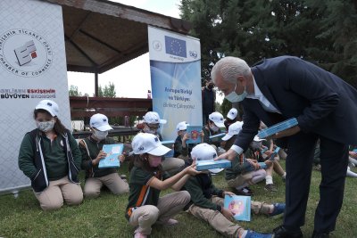 Eskişehir AB Bilgi Merkezi Çevre Bilinci için Öğrencilerle Atölye Çalışması yaptı