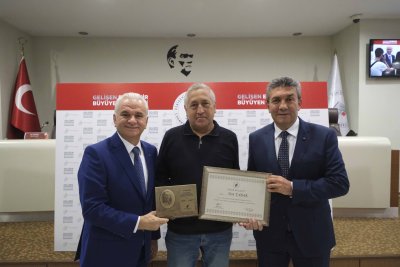 MUSTAFA ÇEKİÇ’İN ADI ETO MECLİS SALONUNDA YAŞAYACAK