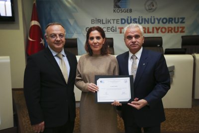 UYGULAMALI GİRİŞİMCİLİK EĞİTİMİ SERTİFİKA TÖRENİ DÜZENLENDİ