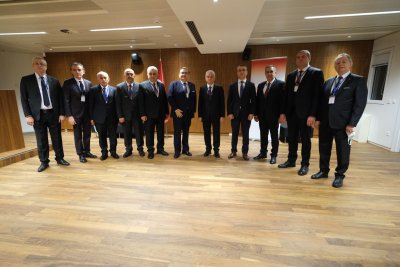 GÜLER, BRÜKSEL BÜYÜKELÇİLİĞİNDE VE BELEDİYEDE DİSCOVER ESKİŞEHİR’İ ANLATTI