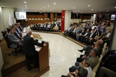 ESKİŞEHİR’DE YURTİÇİ UÇAK SEFERLERİ BAŞLAMALI