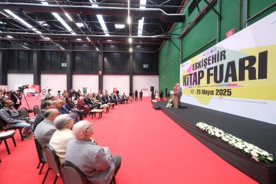 ESKİŞEHİR KİTAP FUARI EKFM’DE BAŞLADI