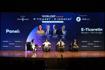 E-TİCARETİN VE E-İHRACATIN BAŞARILI İSİMLERİ VEHBİ KOÇ KONGRE MERKEZİNDE BULUŞTU