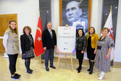 ESKİŞEHİR VALİSİ AYYILDIZ’DAN KADIN GİRİŞİMCİLERE DESTEK