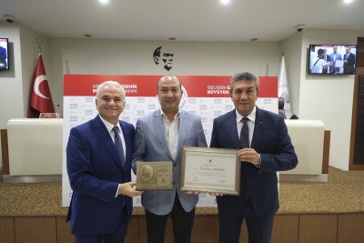 MUSTAFA ÇEKİÇ’İN ADI ETO MECLİS SALONUNDA YAŞAYACAK