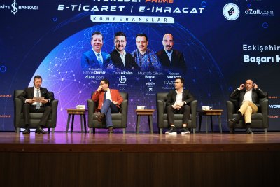 E-TİCARETİN VE E-İHRACATIN BAŞARILI İSİMLERİ VEHBİ KOÇ KONGRE MERKEZİNDE BULUŞTU