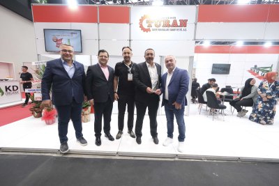 TARIM FUARINDA STAND AÇAN ÜYELERE TEŞEKKÜR PLAKETİ