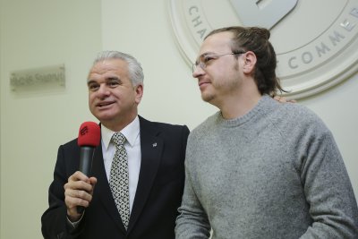 ANI-BELLEK ETOSANAT GALERİSİ’NDE