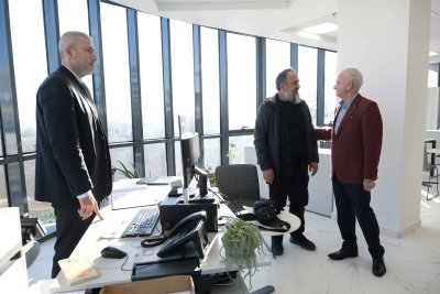 YENİ HİZMET BİNASINDA İLK İŞLEM YAPILDI