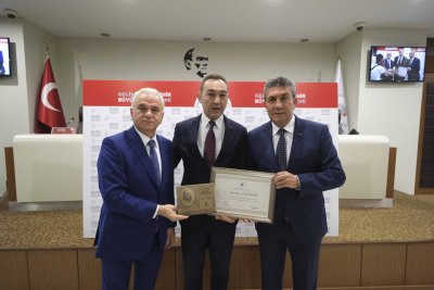 MUSTAFA ÇEKİÇ’İN ADI ETO MECLİS SALONUNDA YAŞAYACAK