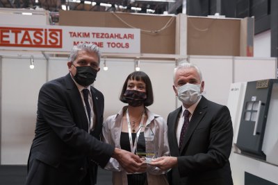 FUARDA STANT AÇAN ESKİŞEHİRLİ FİRMALARA TEŞEKKÜR PLAKETİ