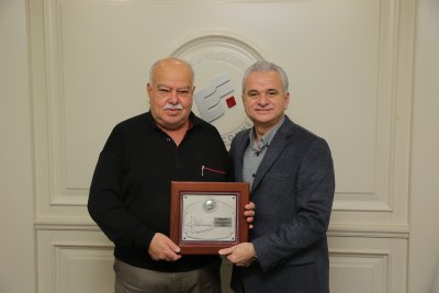 ETO’DAN SANAYİ SİTESİ’NDEKİ 40 YILLIK ÜYELERE VEFA PLAKETİ