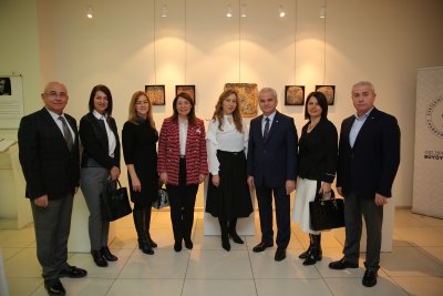 AĞAÇLARIN GÖLGESİNDE ETOSANAT GALERİSİ’NDE