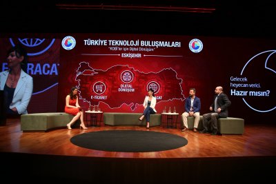 TÜRKİYE TEKNOLOJİ BULUŞMALARI VEHBİ KOÇ KONGRE MERKEZİ'NDE YAPILDI