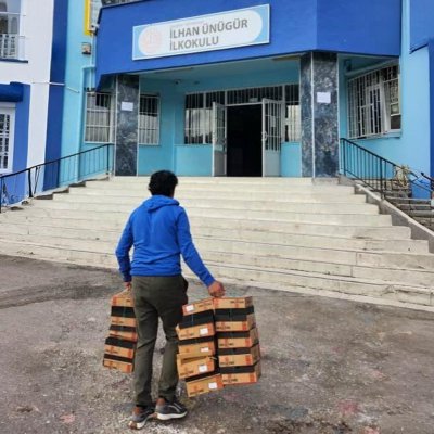 ETO 600 ÖĞRENCİYE KIŞLIK AYAKKABI YARDIMI YAPTI