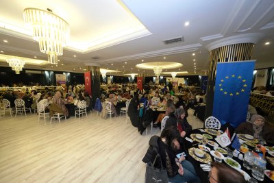 ESKİŞEHİR AB BİLGİ MERKEZİ’NDEN 8 MART DÜNYA KADINLAR GÜNÜ DAYANIŞMA İFTARI