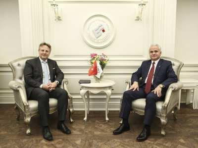 DANİMARKA BÜYÜKELÇİSİ İLE KARŞILIKLI TİCARET GÖRÜŞÜLDÜ