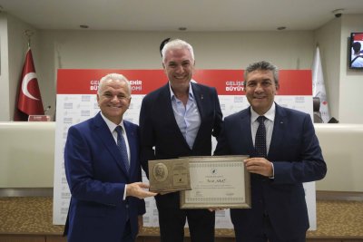 MUSTAFA ÇEKİÇ’İN ADI ETO MECLİS SALONUNDA YAŞAYACAK