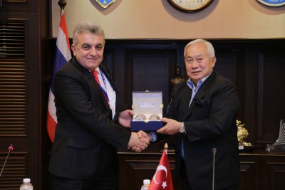 TAYLAND İLE ESKİŞEHİR TİCARET KÖPRÜSÜ İÇİN ADIM ATILDI