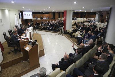 ETO İLETİYOR, TÜCCAR VE SANAYİCİNİN SORUNLARI ÇÖZÜLÜYOR