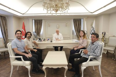 ETO BURSİYERLERİNİN MEZUNİYET GURURU