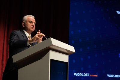 E-TİCARETİN VE E-İHRACATIN BAŞARILI İSİMLERİ VEHBİ KOÇ KONGRE MERKEZİNDE BULUŞTU