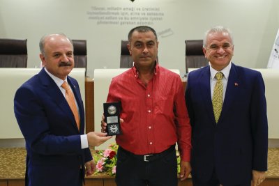 VALİ ÇAKACAK MECLİS TOPLANTISINA KONUK OLDU