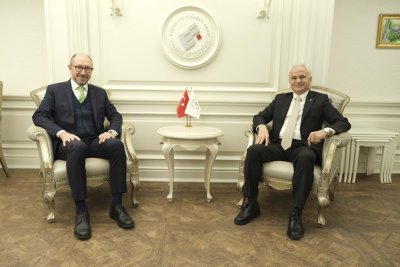 REKTÖR ERDAL İKAF'23 İÇİN ETO’YU ZİYARET ETTİ