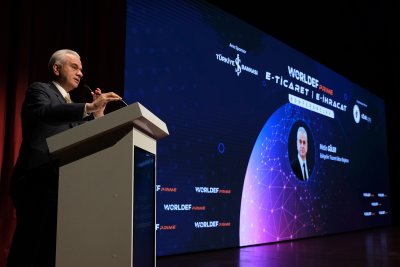 E-TİCARETİN VE E-İHRACATIN BAŞARILI İSİMLERİ VEHBİ KOÇ KONGRE MERKEZİNDE BULUŞTU