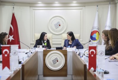 MİLLETVEKİLİ SÜLLÜ’DEN KADIN GİRİŞİMCİLERE ZİYARET