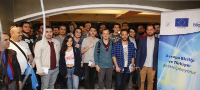 Geleceğin Teknolojisi Sistemi ve Dijital Paralar AB Bilgi Merkezi Etkinliğinde Tartışıldı